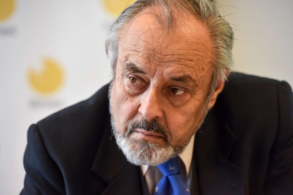 “poslusalci-radia-ognjisce-ste-zgled,-kako-se-ravna-v-tej-tezki-situaciji”