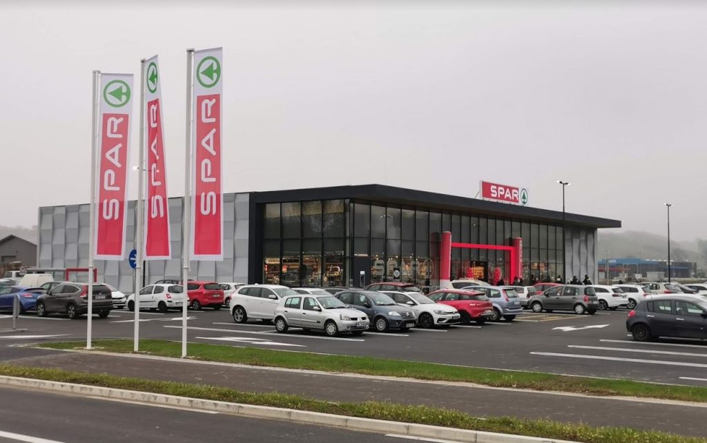 v-lenartu-nov-trgovski-center-spar