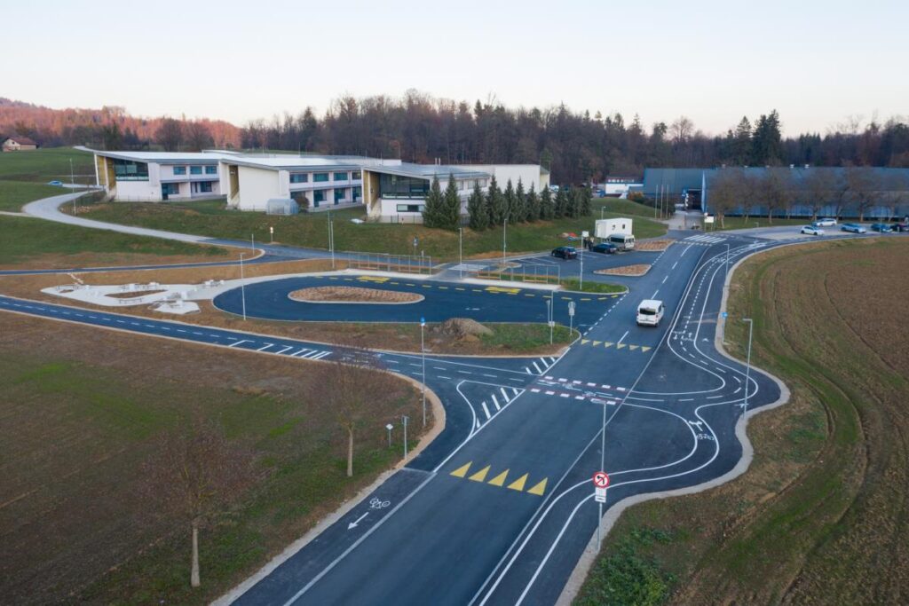 izgradnja-kolesarskih-poti-med-sticno-in-muljavo-v-zakljucku