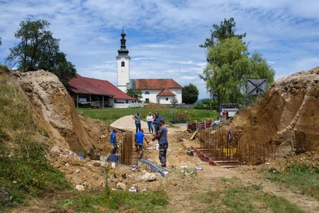 v-dobu-zacetek-prenove-mostov-in-ceste-proti-bogi-vasi