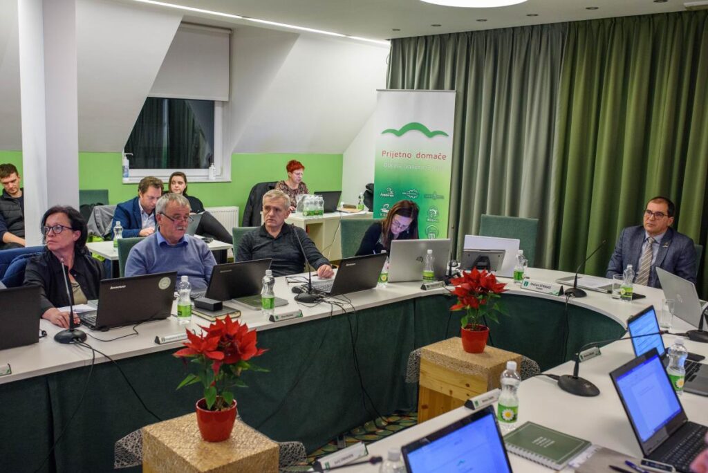 na-2.-redni-seji-imenovanje-clanov-nadzornega-odbora-in-delovnih-teles-obcinskega-sveta