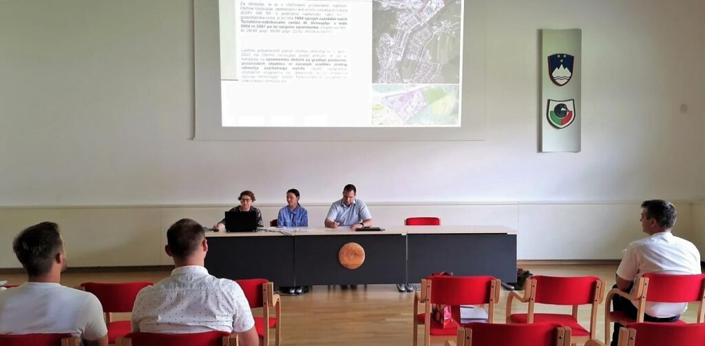 javna-obravnava-sprememb-in-dopolnitev-zazidalnega-nacrta-turisticno-oskrbovalni-center-iii,-grosuplje-/-toc-iii