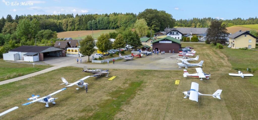 srecanje-pilotov-in-ljubiteljev-letenja-v-sentvidu-pri-sticni