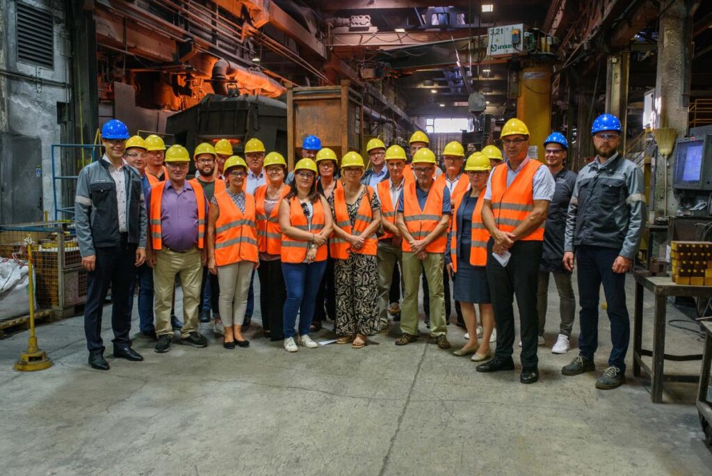 iz-obiska-podjetja-livar:-znanje-in-razvoj-ohraniti-v-ivancni-gorici