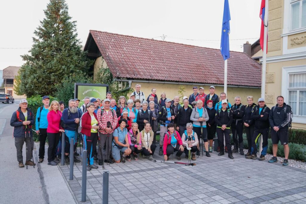 v-zivo:-zacel-se-je-9.-pohod-po-krozni-pespoti-prijetno-domace