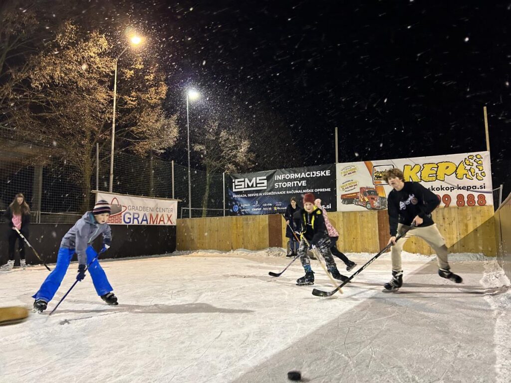 zacenja-se-nova-drsalna-sezona-na-drsaliscu-v-temenici