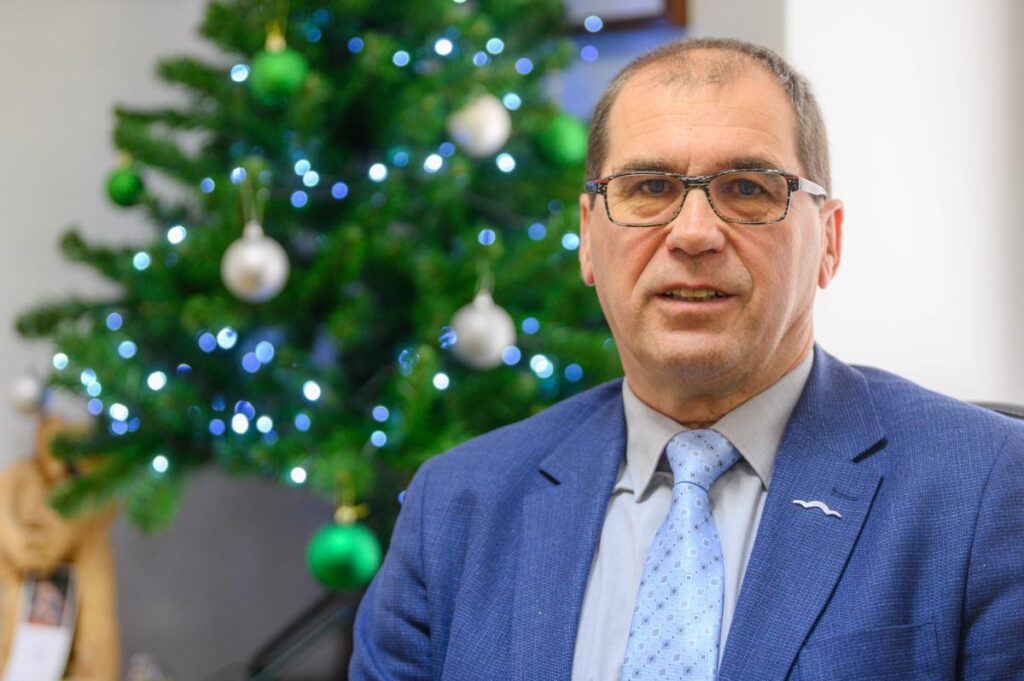 video:-praznicno-voscilo-zupana-dusana-strnada