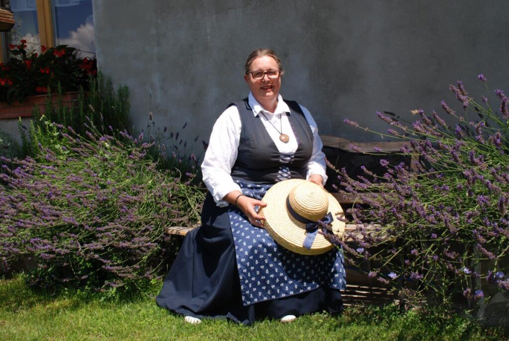 vabilo-na-predavanje-»do-lepote-z-zelisci-–-naravna-nega-telesa«