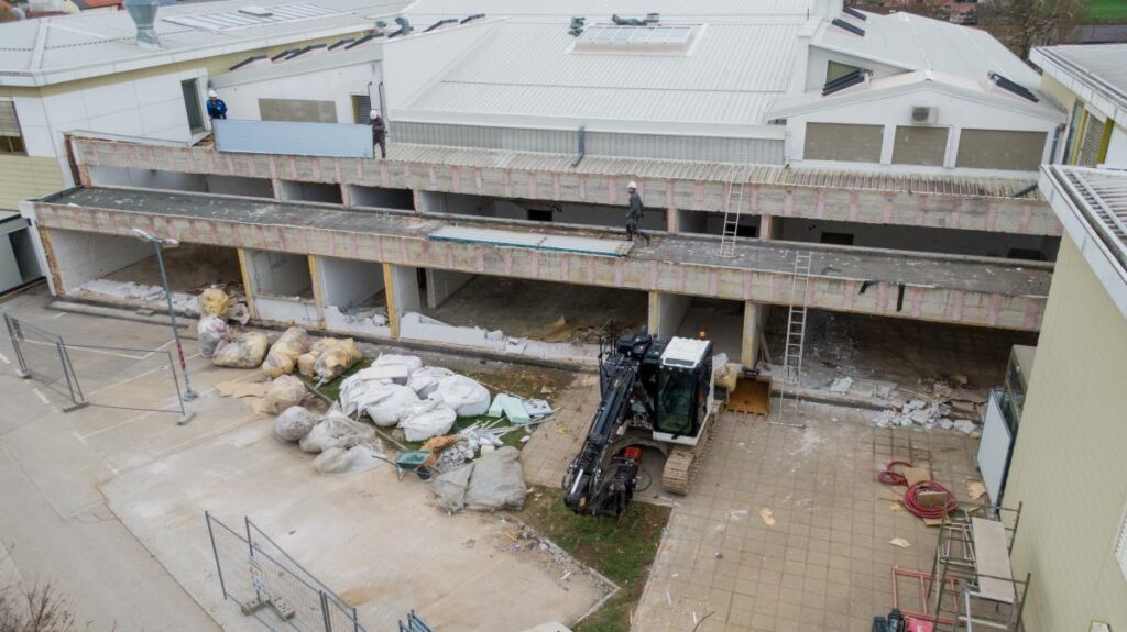 sentviska-sola-bo-pridobila-sedem-novih-ucilnic,-novo-kuhinjo,-…