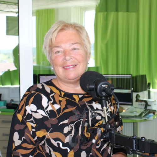 odprta-dlan-–-mateja-saje-“drustvo-kronicno-vnetne-crevesne-bolezni”