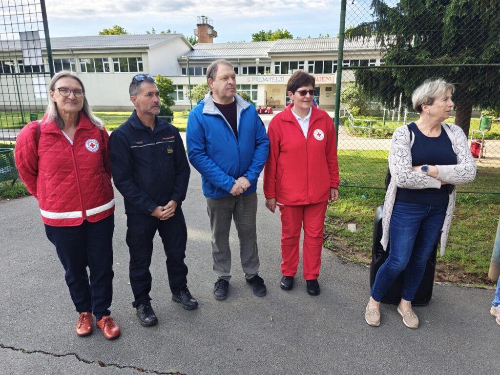 ekipa-grosuplje-1-na-regijskem-preverjanju-usposobljenosti-ekip-prve-pomoci-osvojila-1.-mesto