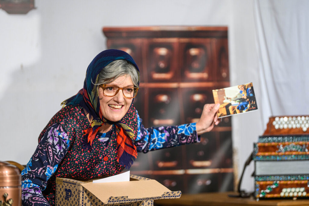 premiera-gledaliske-predstave-zagraska-mama-ii