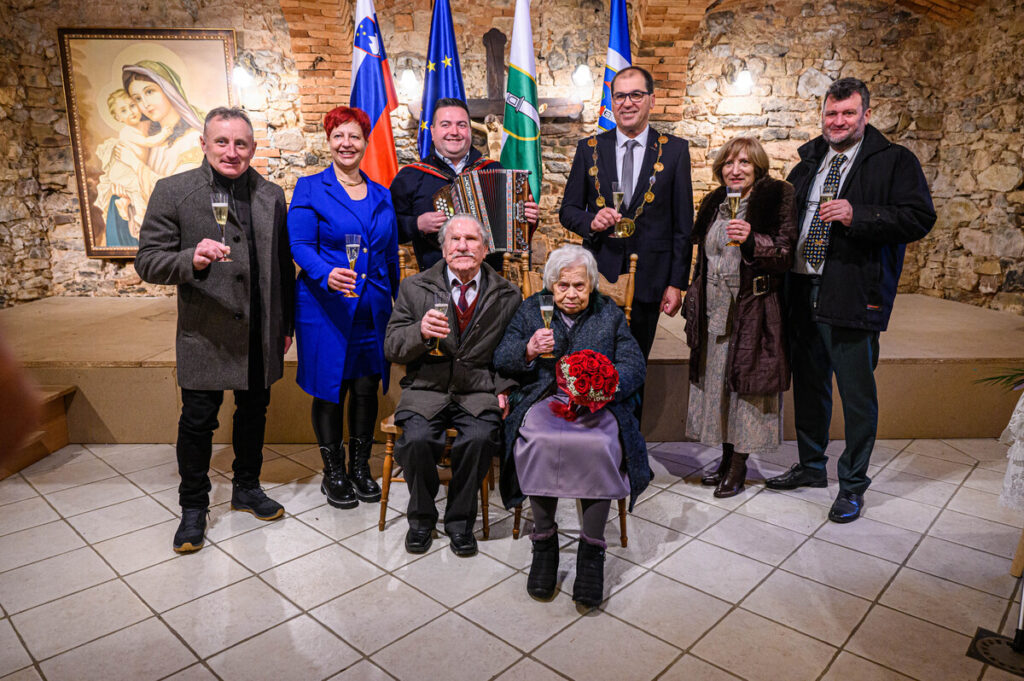 platinasta-poroka-vilme-in-toneta-jevnikar