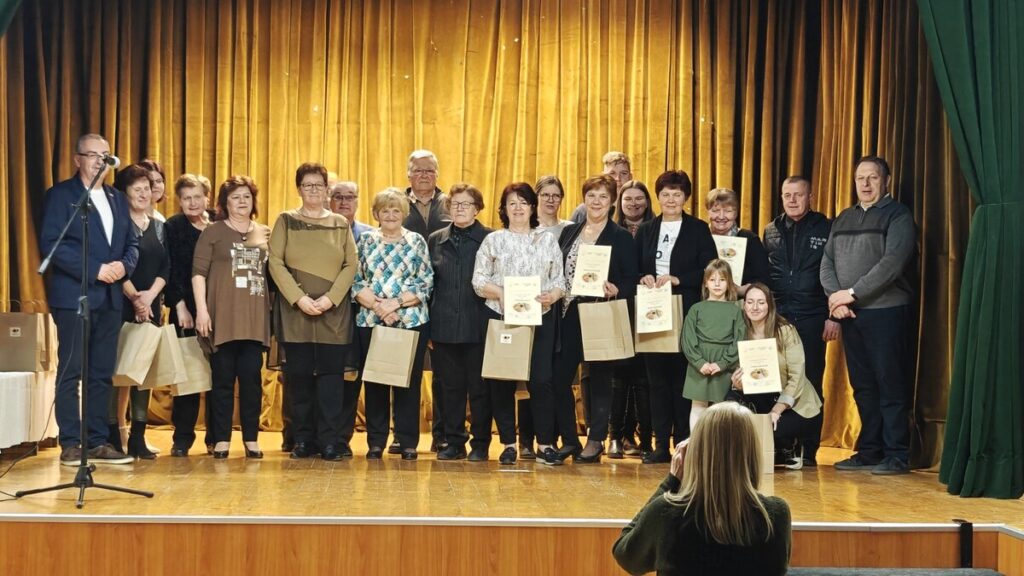 9.-drzavna-razstava-in-ocenjevanje-sunke-v-testu