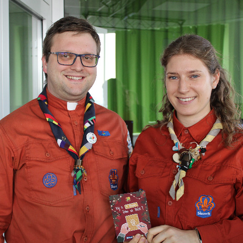 vsi-sosedje-–-lara-bajec-matej-gnidovec-zskss-luc-miru-iz-betlehema