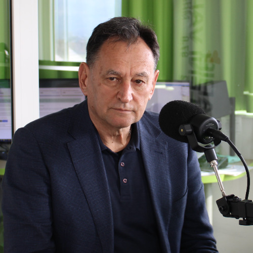 odprta-dlan-–-andrej-ribic-“dars”