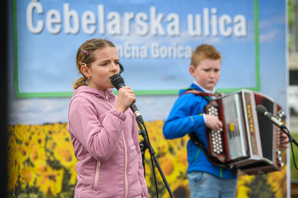 uspesno-izvedena-6.-cebelarska-ulica-v-ivancni-gorici