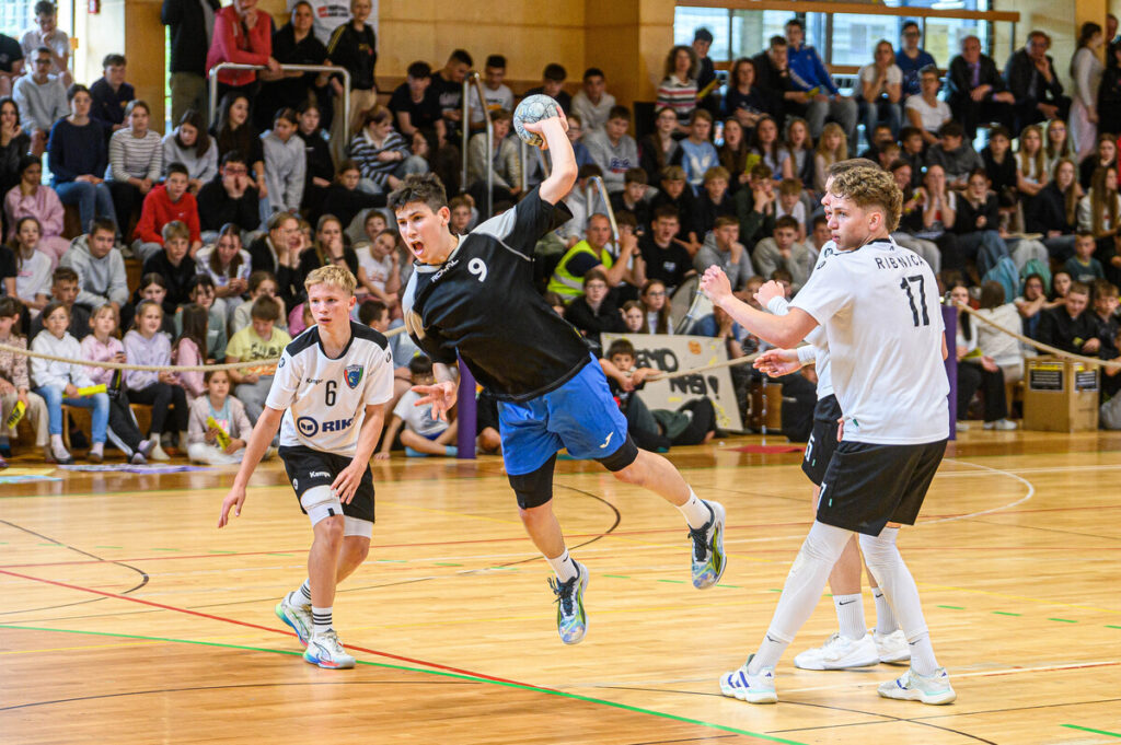 ucenci-os-sticna-drzavni-podprvaki-v-rokometu