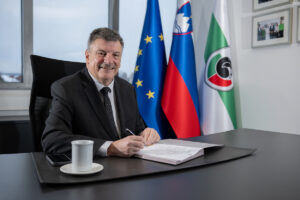 zupan-dr.-peter-verlic:-»imam-energijo,-voljo,-zagon,-tako-da-kandidiram-za-se-en-mandat«