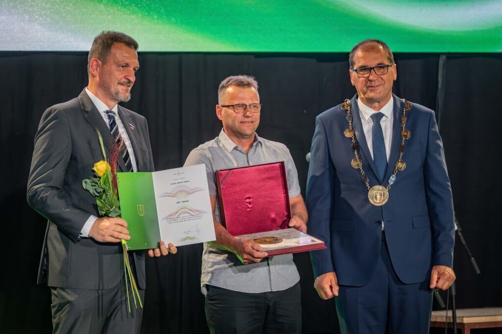 predstavljamo-obcinskega-nagrajenca:-joze-erjavec,-prejemnik-plakete-antona-tomsica