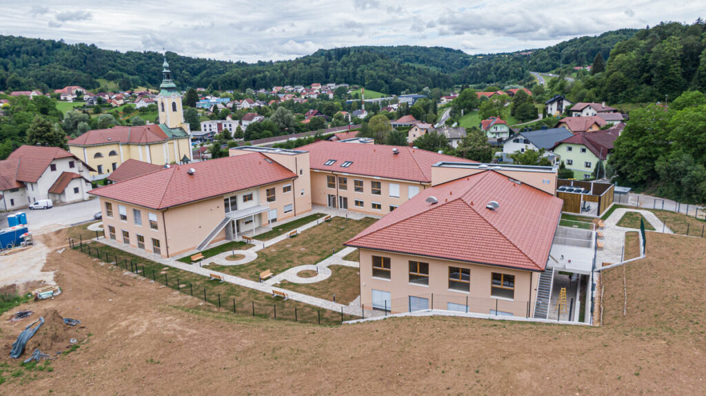 dom-starejsih-obcanov-grosuplje-zaposluje-–-enota-visnja-gora