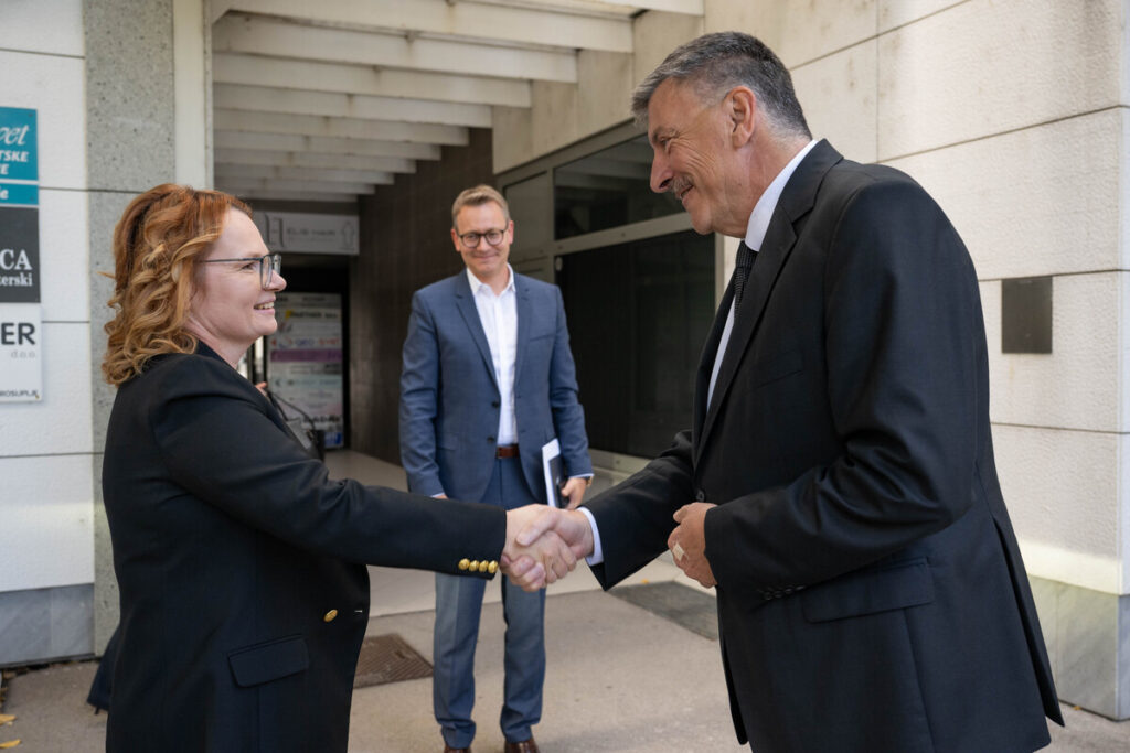 obisk-ministrice-za-lokalno-samoupravo,-kohezijo-in-regionalni-razvoj-dr.-monike-kirbis-rojs