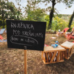 knjiznica-pod-krosnjami-prvic-tudi-na-skofljici